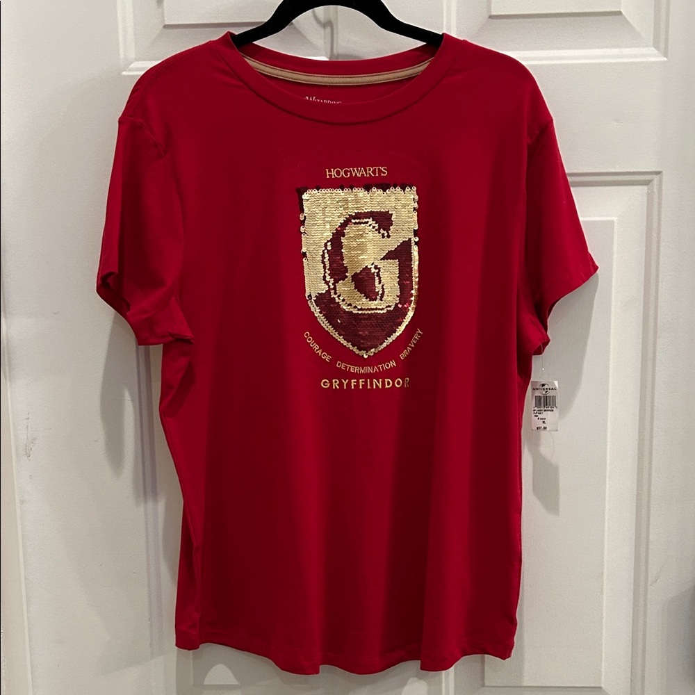 NWT Harry Potter Gryffindor T-Shirt